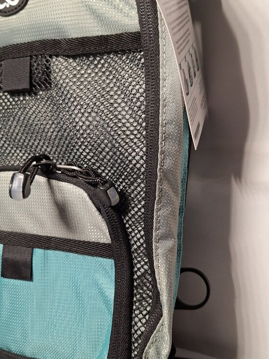NWT ZEVEX Moog Mini Feeding Pump Backpack - Teal/Grey main image 8